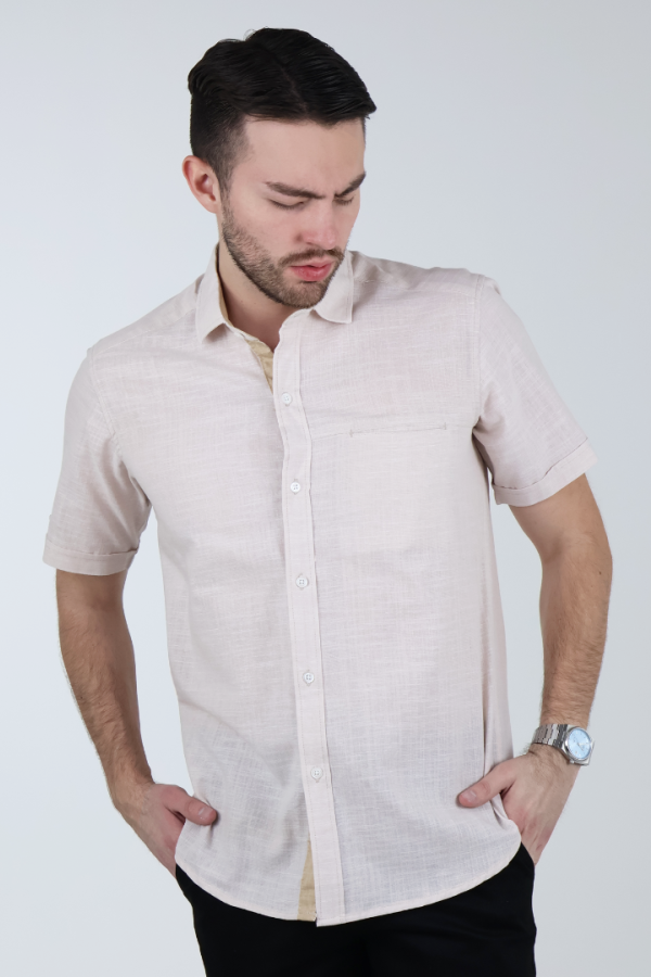 Camisa Casual Hombre Manga Corta Color Arena Con Bolsillo Oculto Invisible